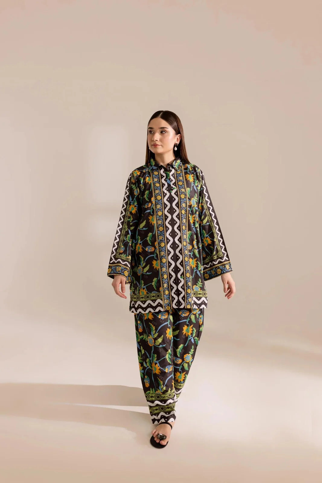 Rangpreet Lawn 2PC Printed Unstitched Suit D-8